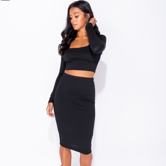 Kacy Black Rib Knit Crop Top & Skirt Set - Picture 3 of 8